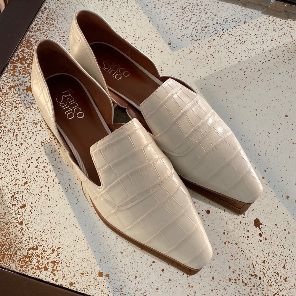 Never Worn Beautiful leather loafers. Perfect for summer.